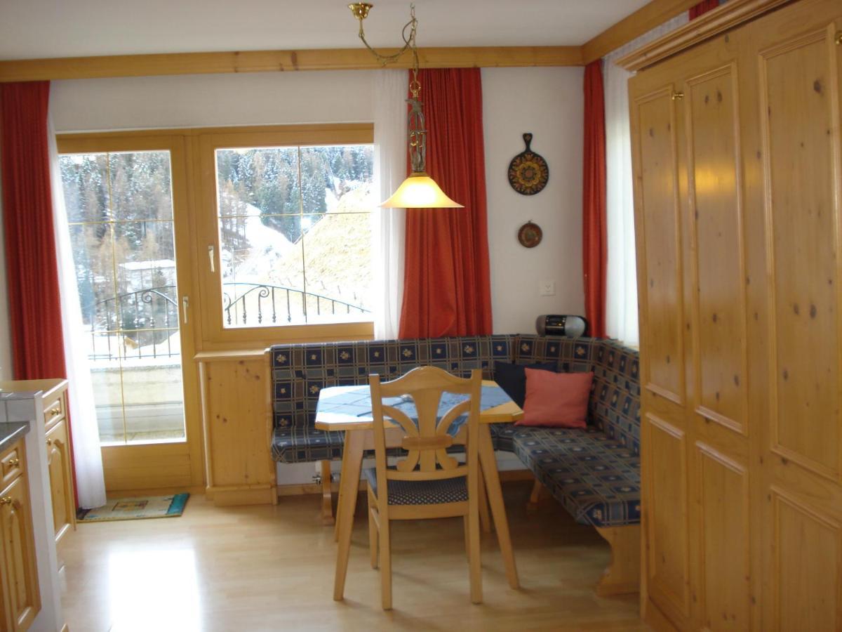 Appartement Chasa Valetta à Samnaun Chambre photo